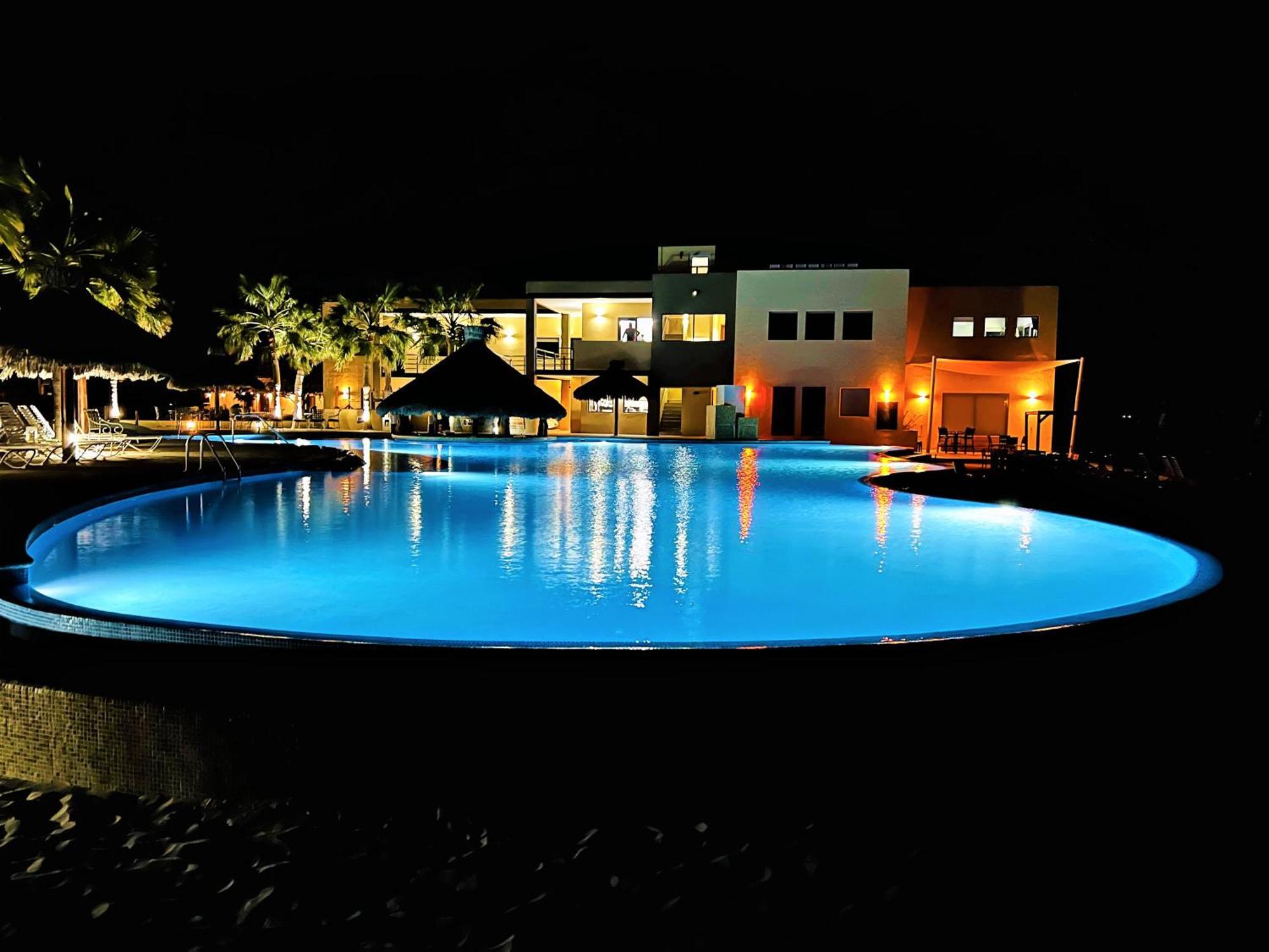 Rocky Point - Ocean Front - King - Suites - Sleeps12 - Gated - Pools Wi-Fi Bahia La Choya Exterior photo